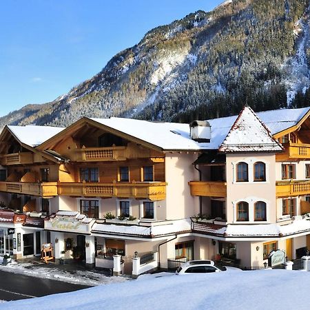 Hotel Garni Castel B&B Ишгль Экстерьер фото