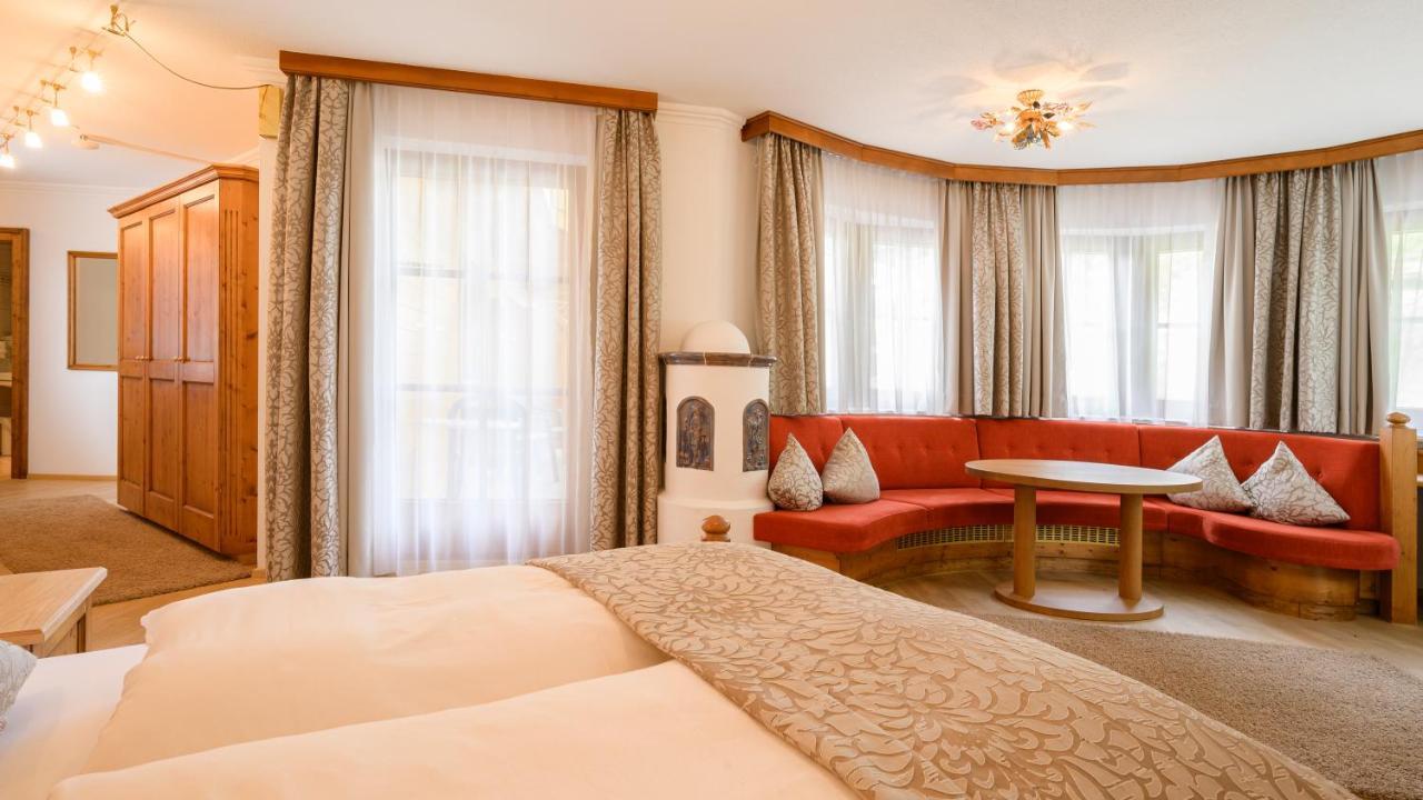 Hotel Garni Castel B&B Ишгль Экстерьер фото