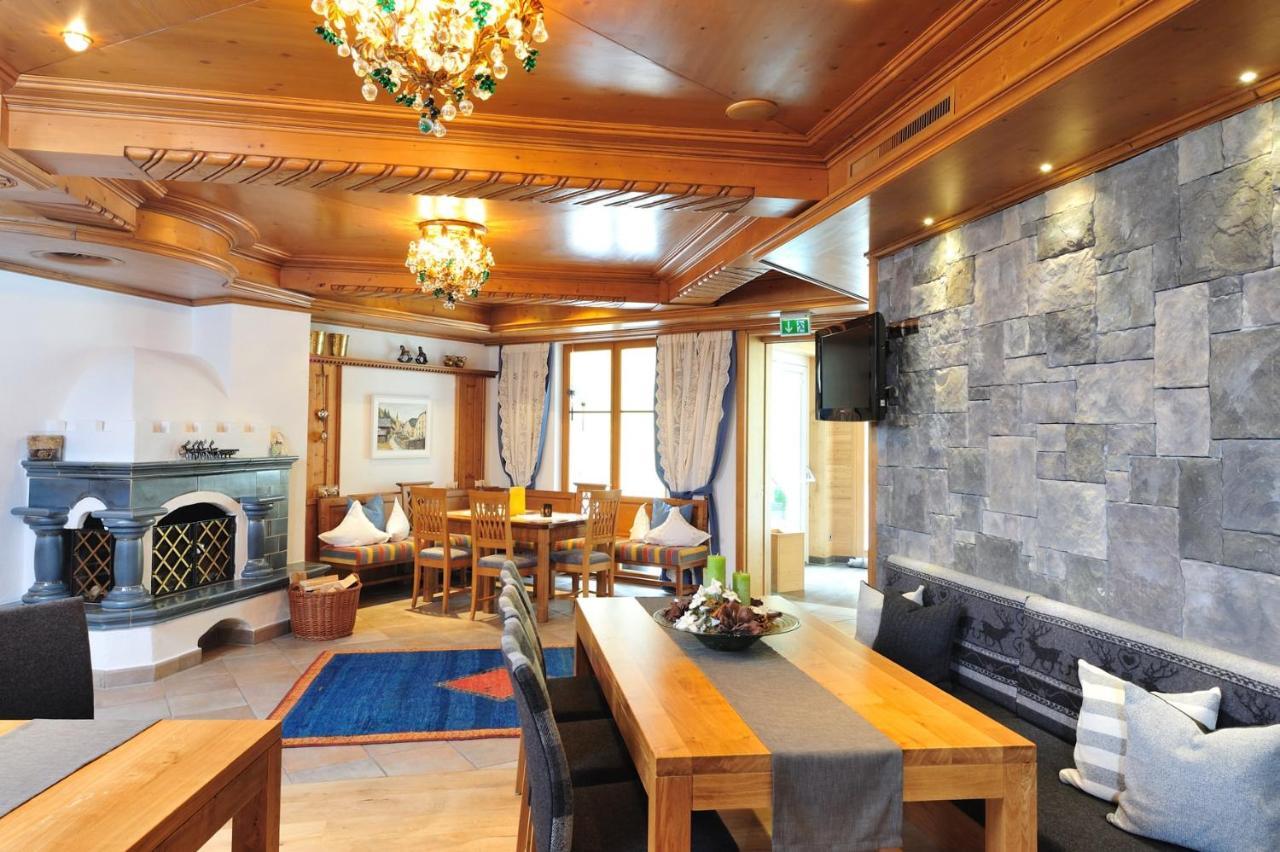 Hotel Garni Castel B&B Ишгль Экстерьер фото