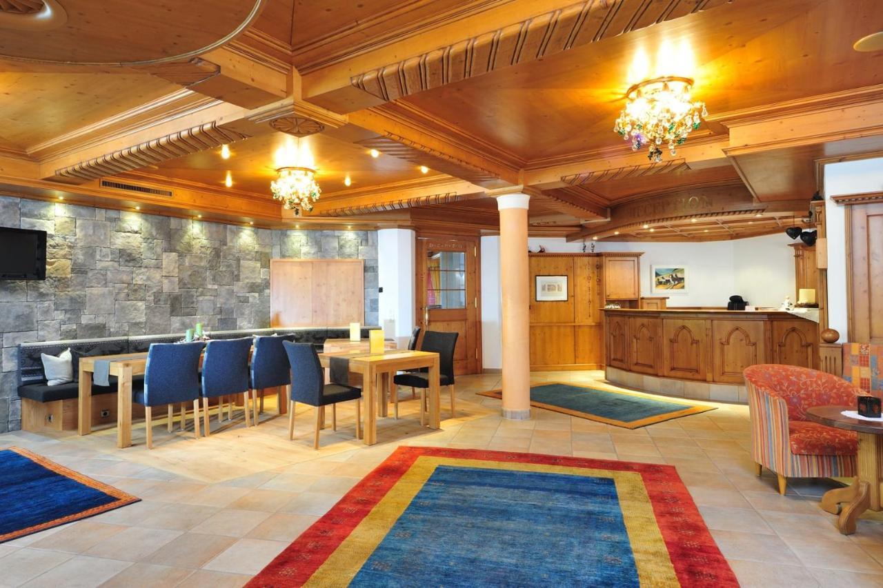 Hotel Garni Castel B&B Ишгль Экстерьер фото